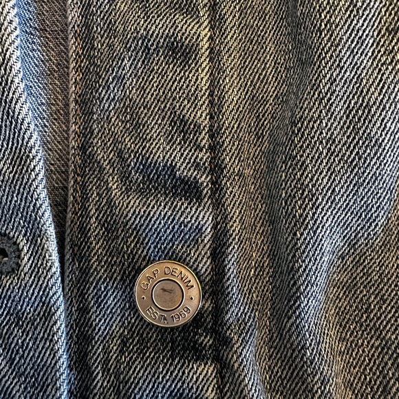 GAP Light Blue Denim Jacket - Picture 3 of 9